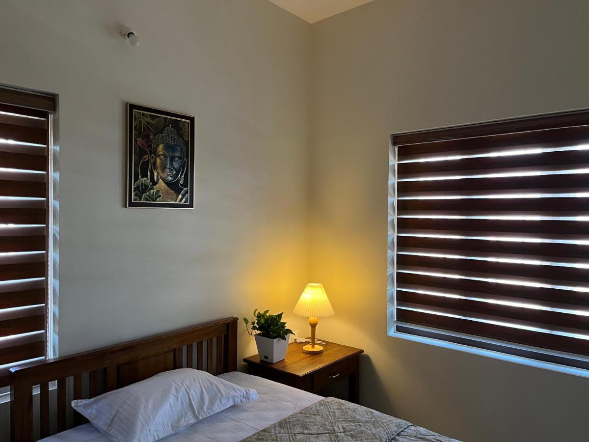 Solomon Apartments,Alappuzha Beach. Bagian luar foto