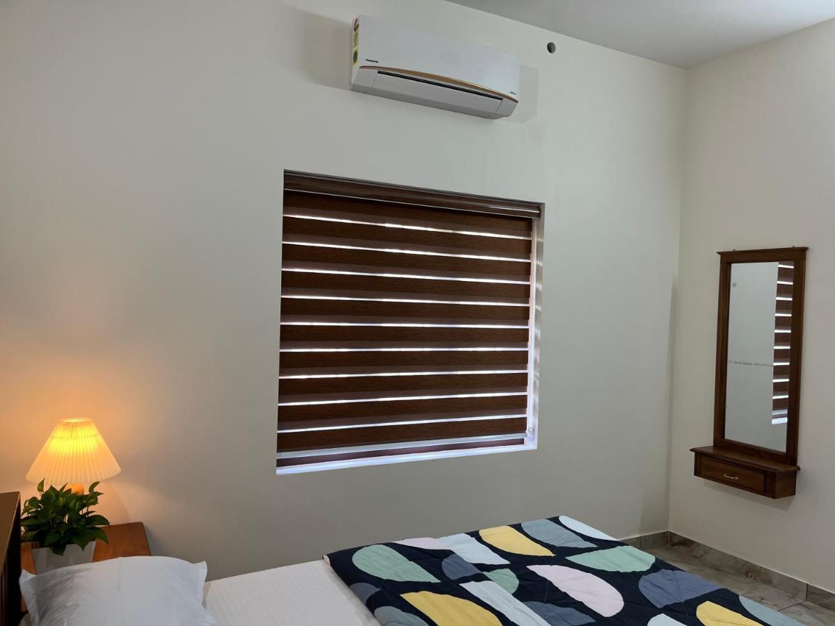 Solomon Apartments,Alappuzha Beach. Bagian luar foto