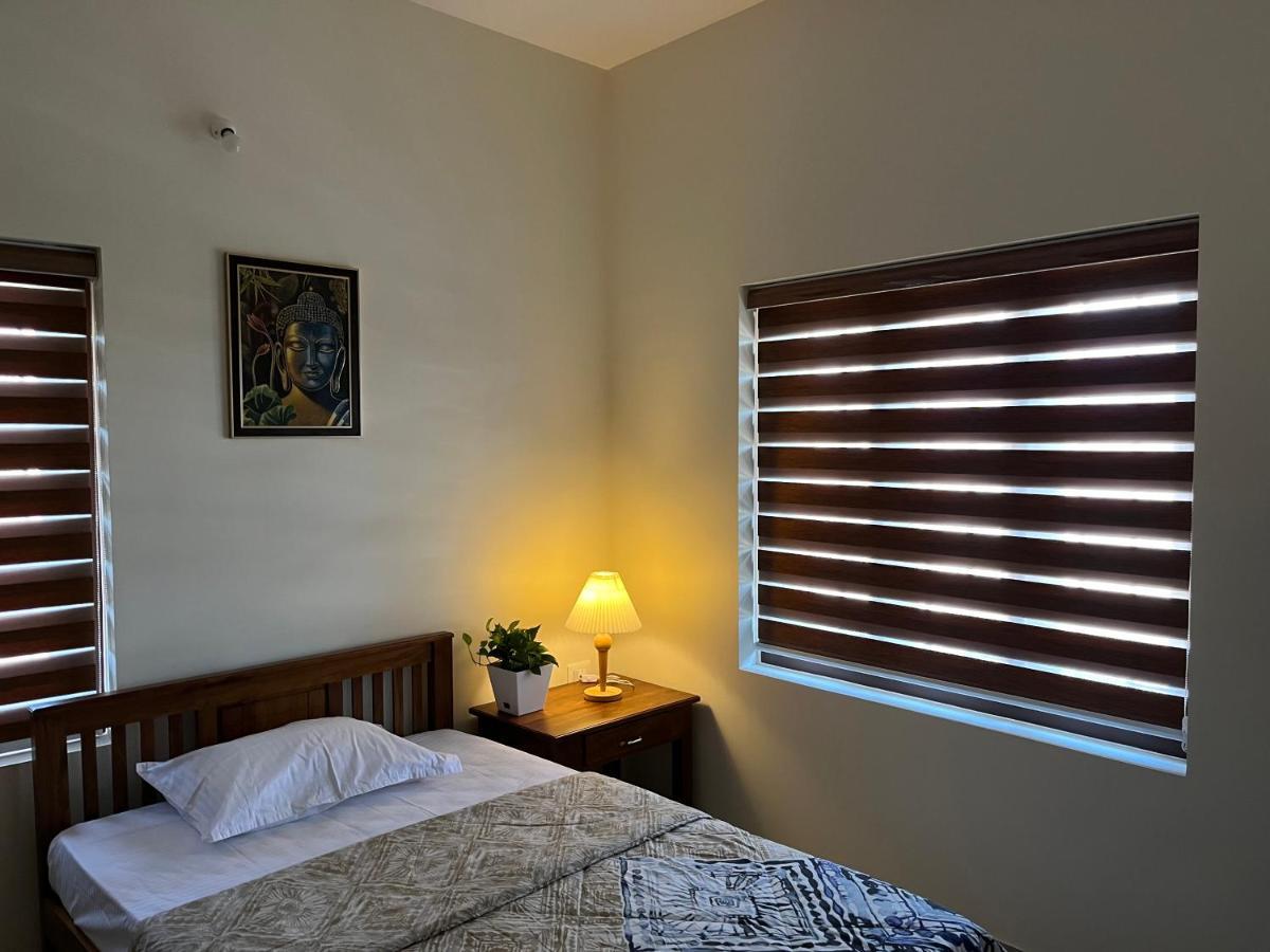 Solomon Apartments,Alappuzha Beach. Bagian luar foto