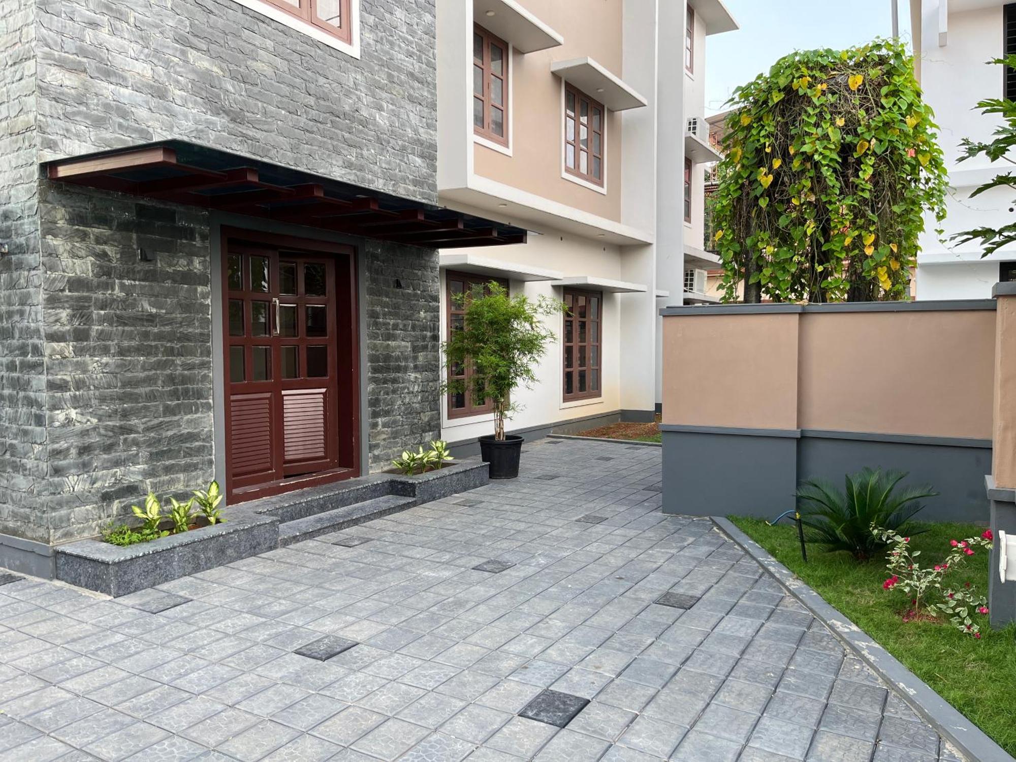 Solomon Apartments,Alappuzha Beach. Bagian luar foto
